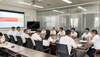 玉柴物流集團黨委召開“黨旗引領，使命擔當”基層黨支部新老書記交接座談會